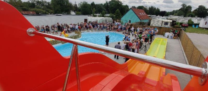 Camping La Garenne De Moncourt Рю Екстериор снимка