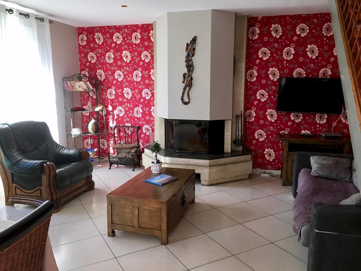 Camping La Garenne De Moncourt Рю Екстериор снимка