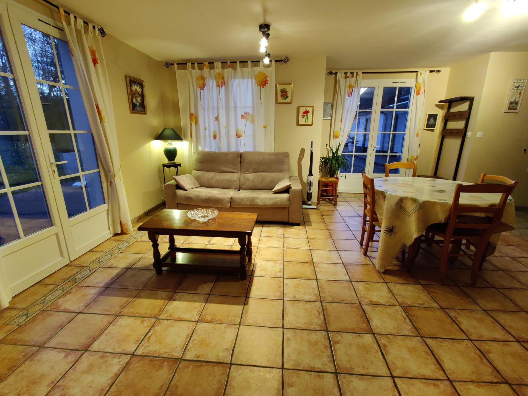 Camping La Garenne De Moncourt Рю Екстериор снимка
